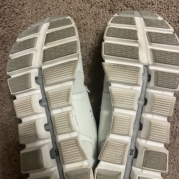 white on clouds - Picture 6 of 6